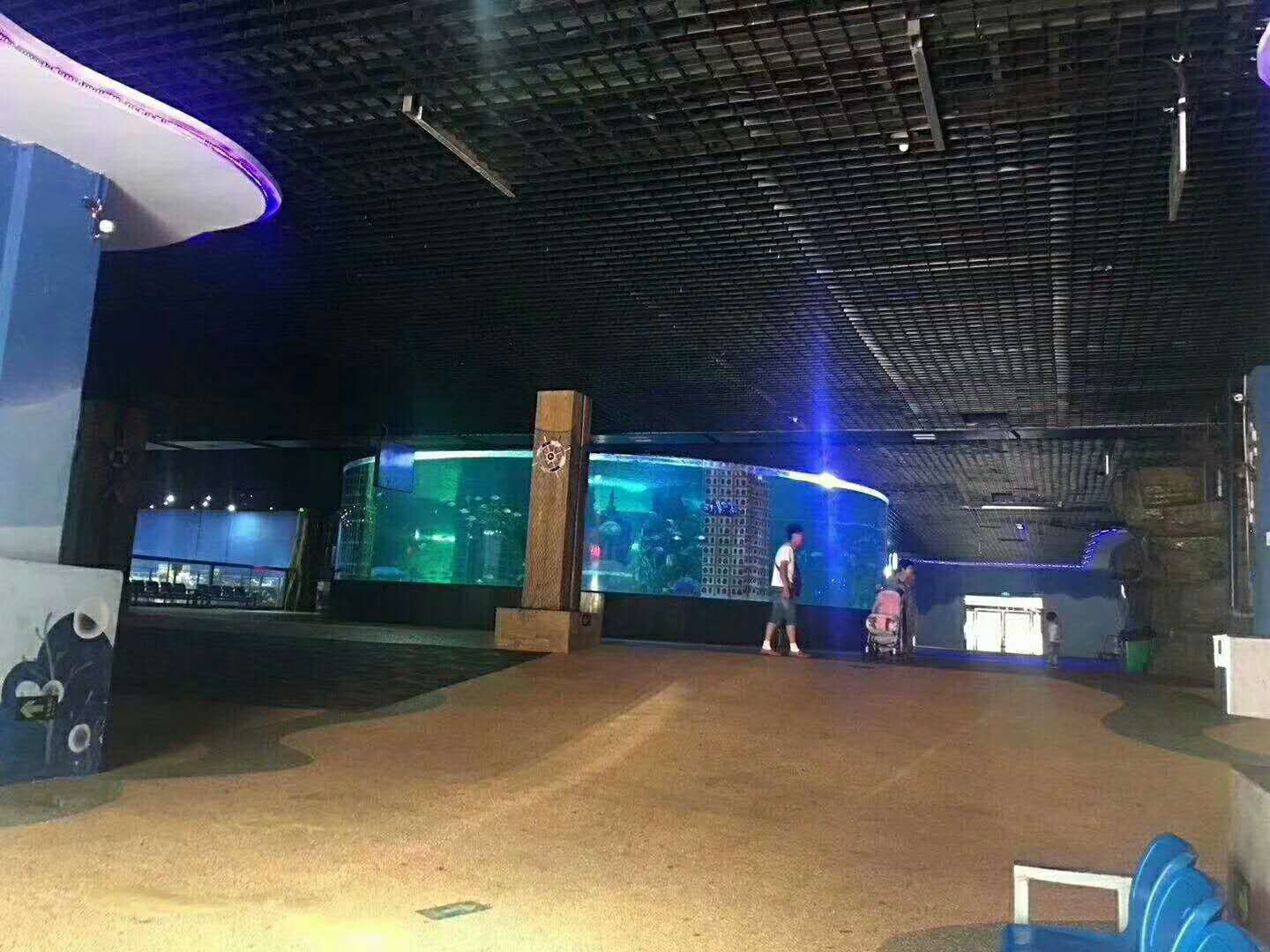 開(kāi)封極地海洋公園YT-018-200A，200克氧氣源臭氧發(fā)生器